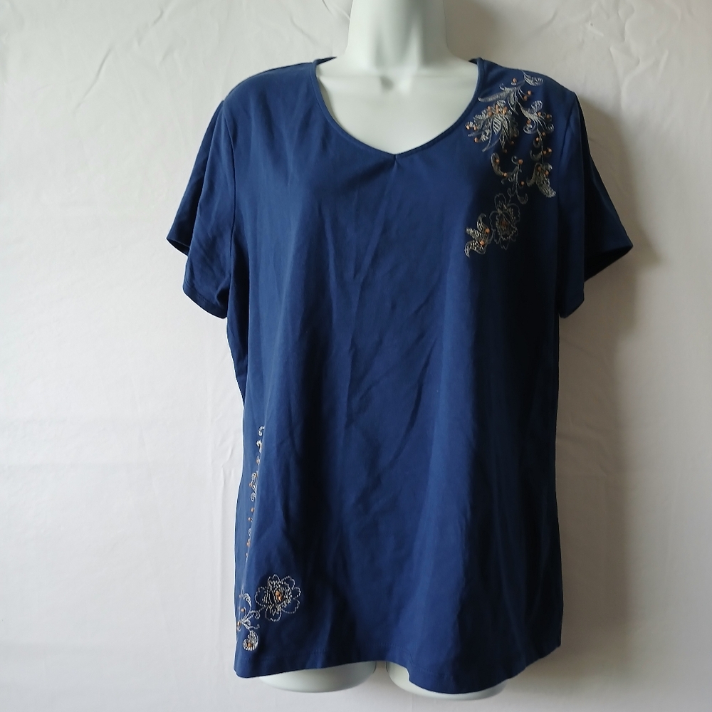Croft & Barrow Blue Short Sleeve Tee V Neck Embroirdery Floral Sz XL Soft Casual